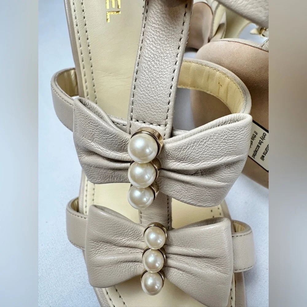CHANEL Beige Leather with Pearl Bow Embellishment Sandals (Size UK 37.5)